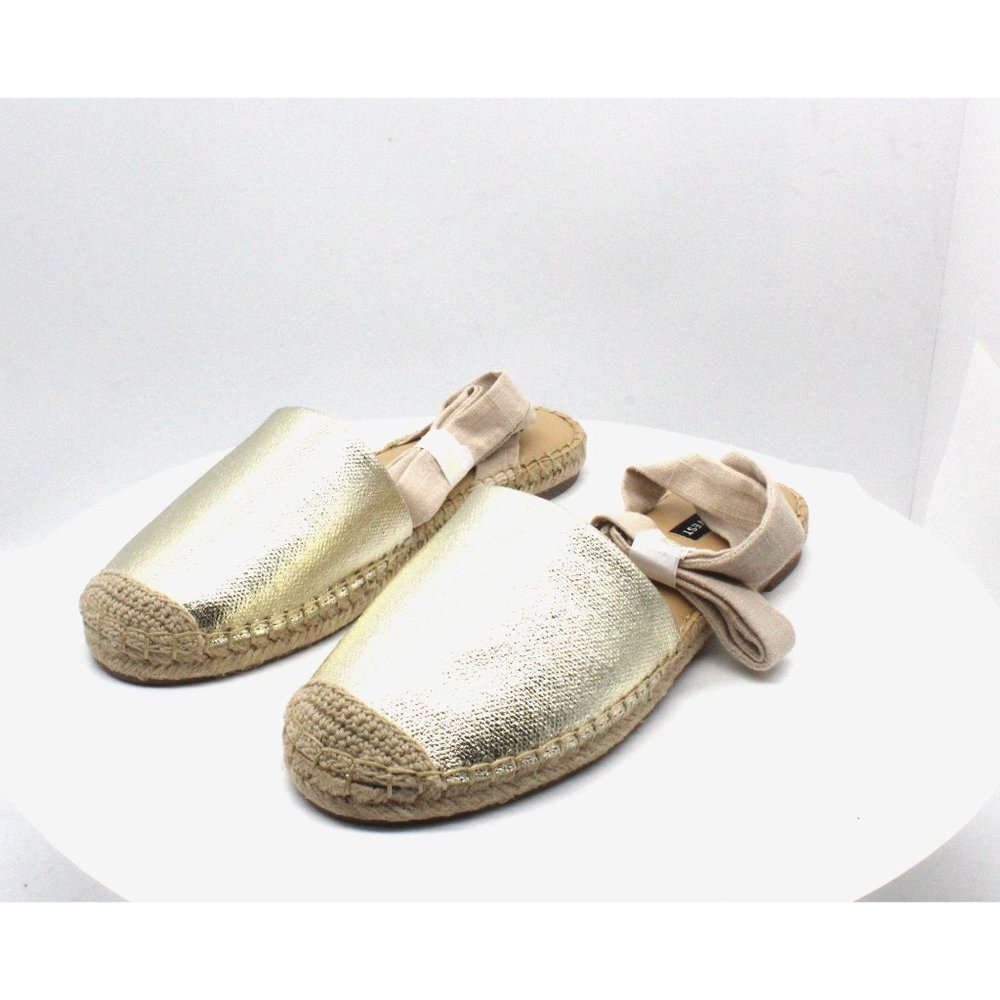3/$20 Nine West Women’s Gold Espadrille Flats - Picture 4 of 8